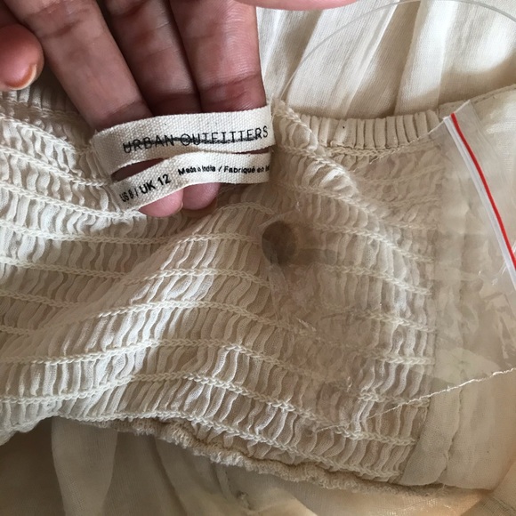 UO button romper, NWOT - Picture 9 of 10